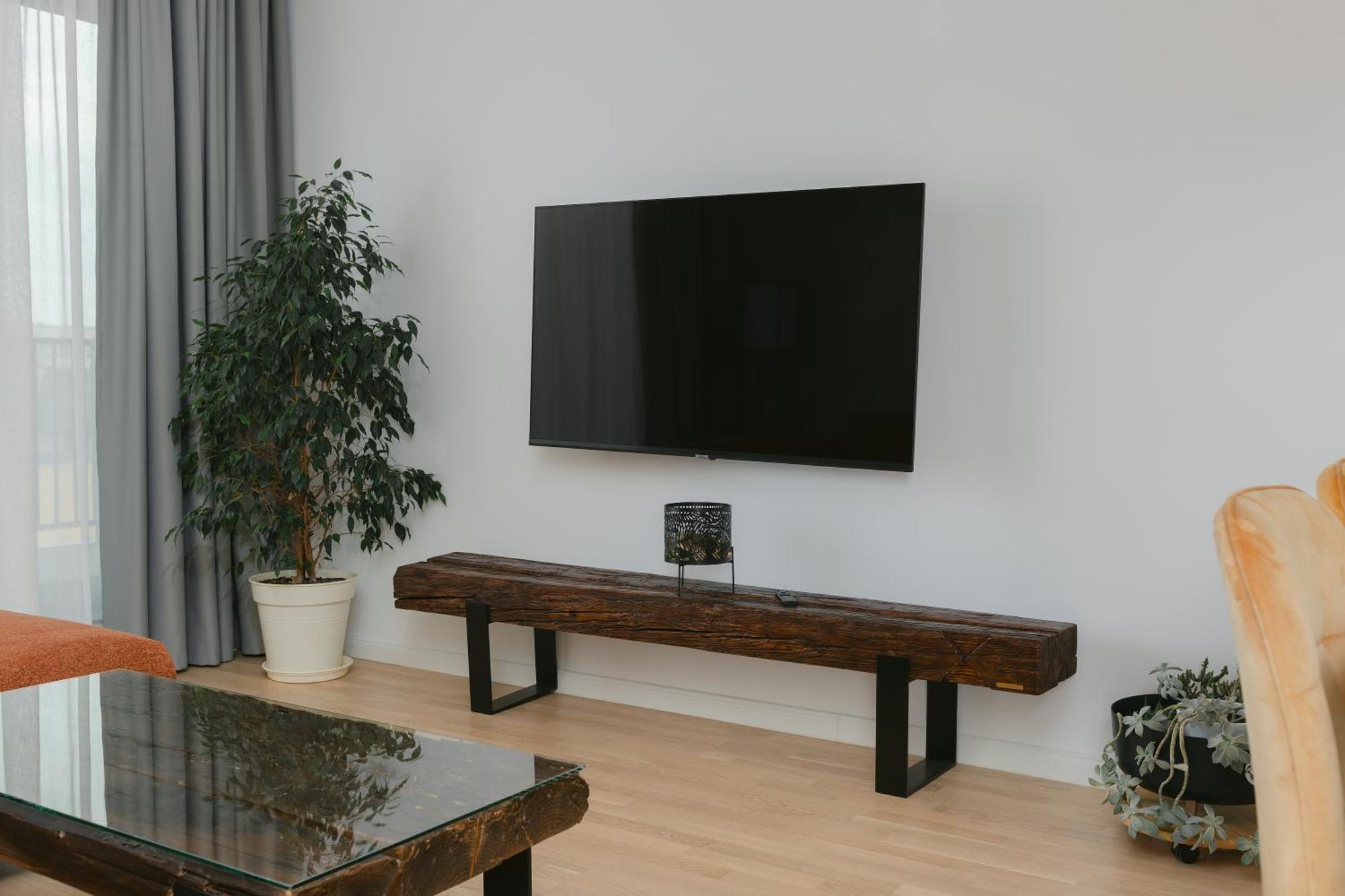 The Forest - Luxe Central Apt With Free Secured Parking Brasov Ngoại thất bức ảnh